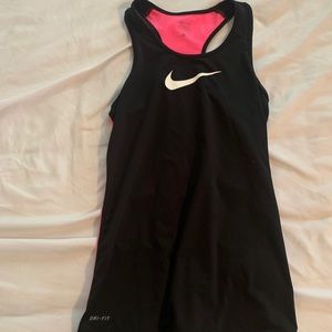 Nike youth L tank top